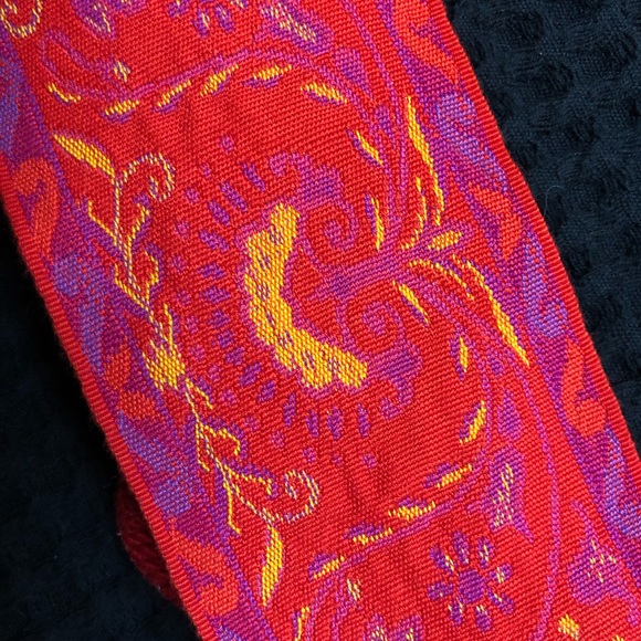 Vintage Liz Claiborne Tapestry Belt - Picture 6 of 8